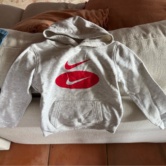 Nike Other - Nike sweatshirt 2t